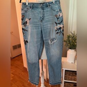 Abercrombie & Fitch Light Blue Embroidered Cropped Jeans